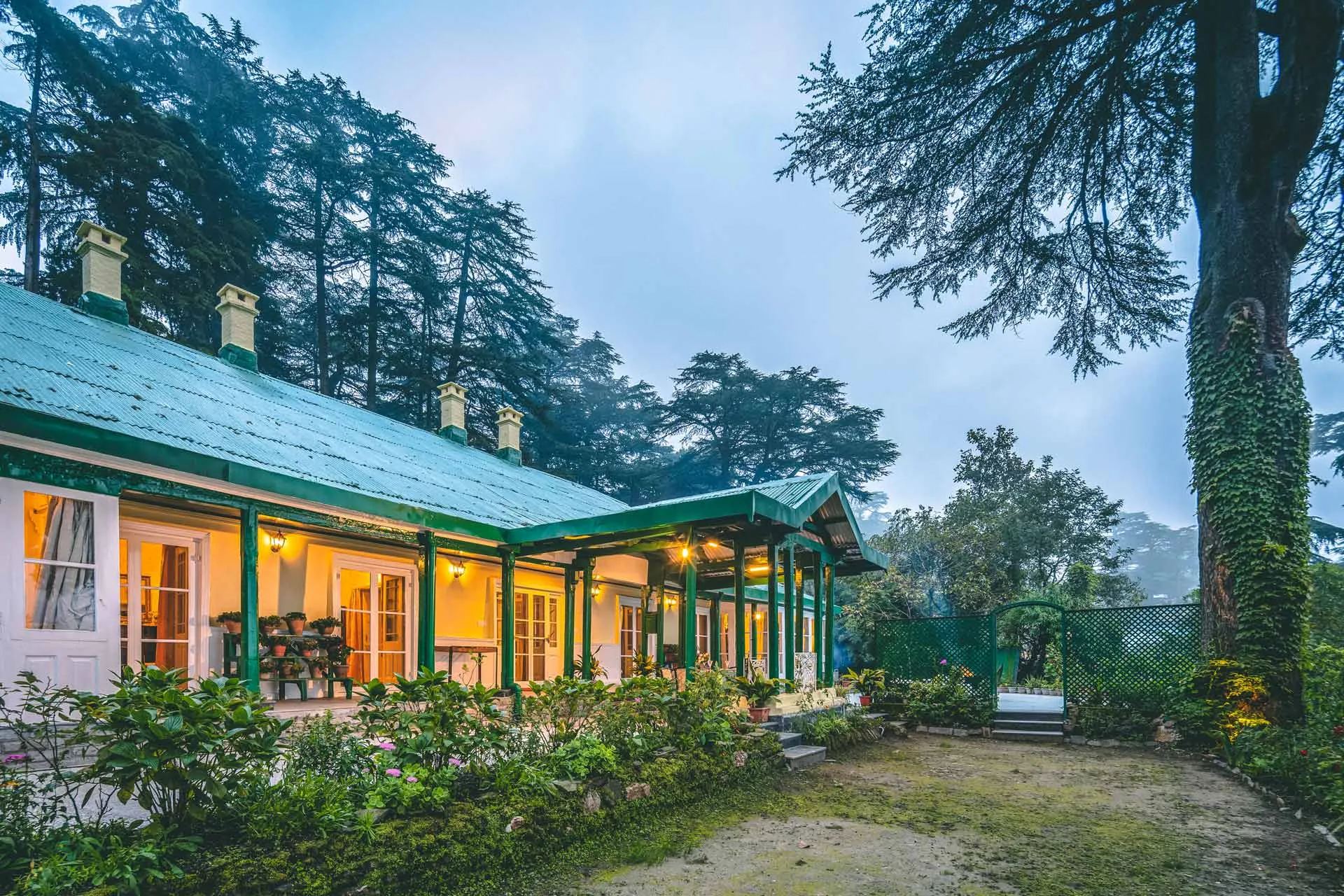 Rose Cottage, Shimla - Exteriors Of The Property & Gardens